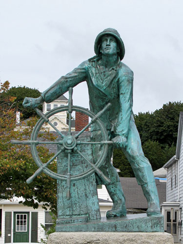 gloucester ma man at wheel fishermens memorial