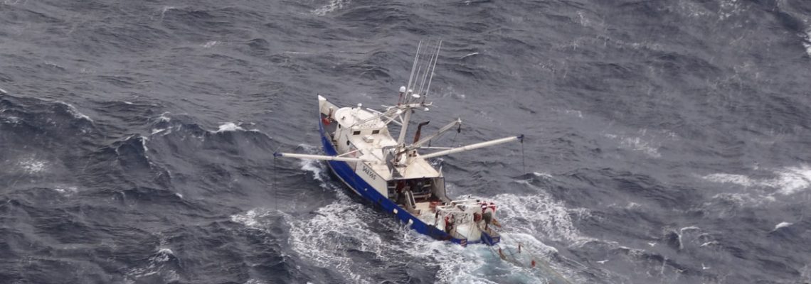 commercial-fishing-vessel-taking-on-water